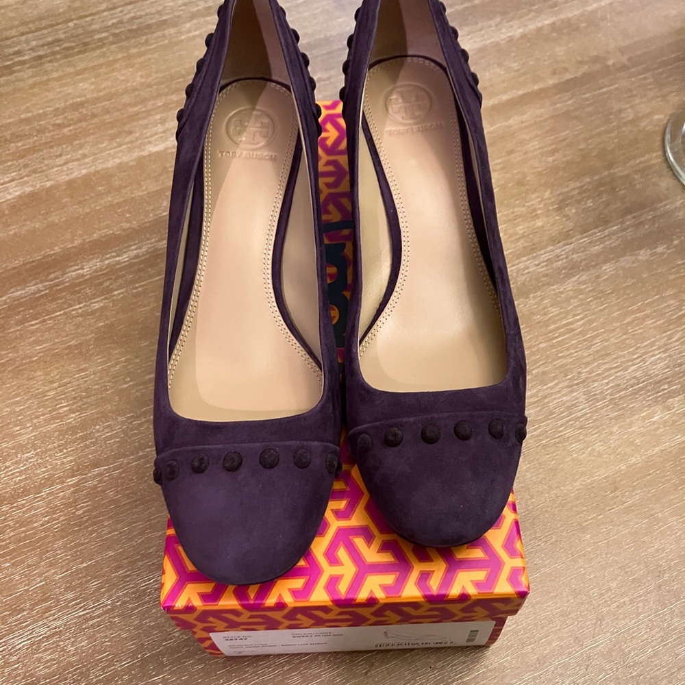 Preloved Tory Burch Colt Pump - Picture 1 of 6